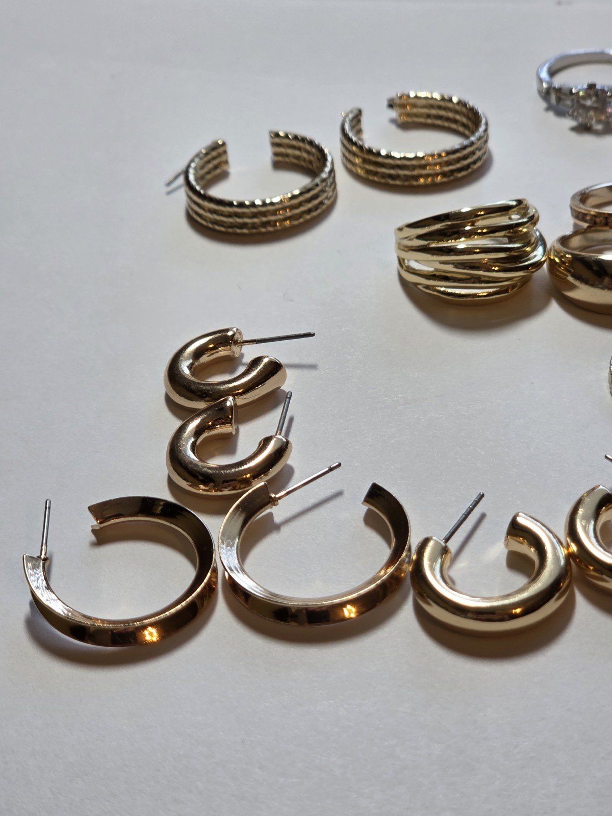 Gold Costume Jewlery Lot Earrings Rings