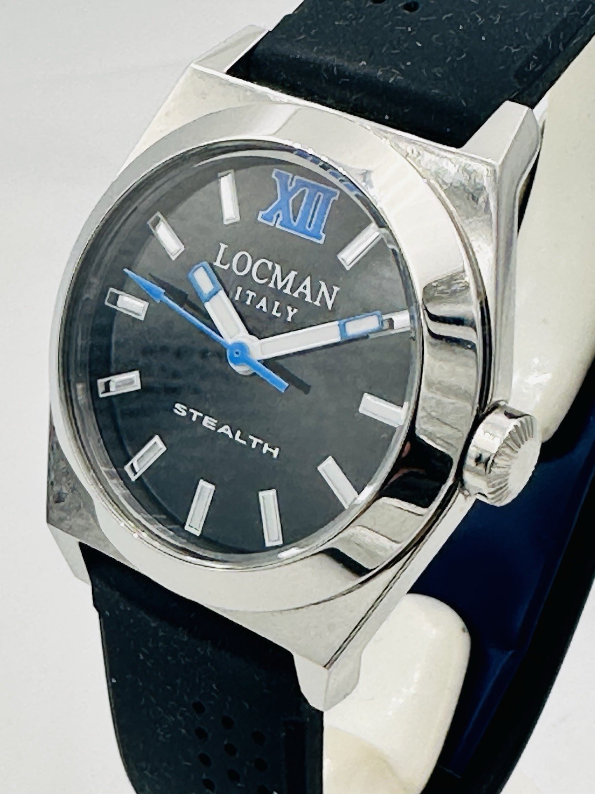 Locman Stealth Lady 204KBGK/260 34mm Rubber Quartz Watch Hot Sale New