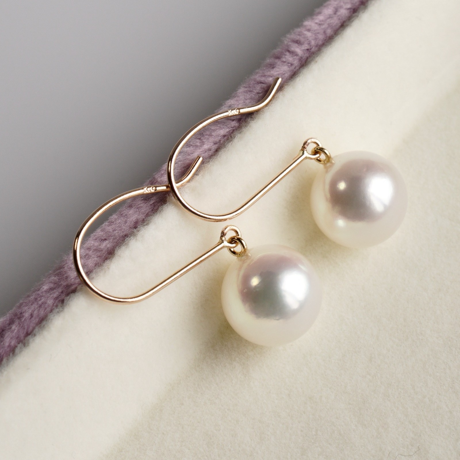 AAA 8.7mm Round White Japanese Akoya pearl Earrings 10K Solid Yellow Gold, 0.9″