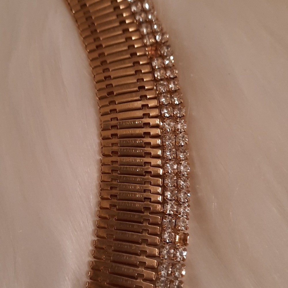 Cz goldtone accordian style choker collar bib necklace adjustable length
