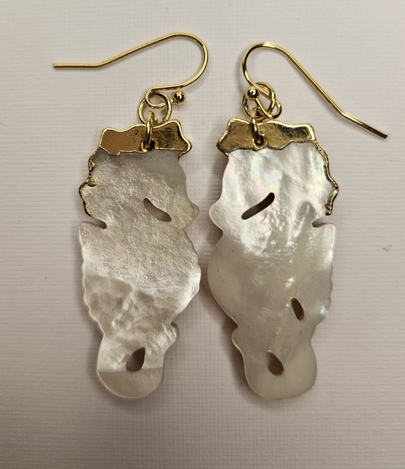 Mother of Pearl Seahorse Dangle Drop Hook Earrings Gold Tone White Shell