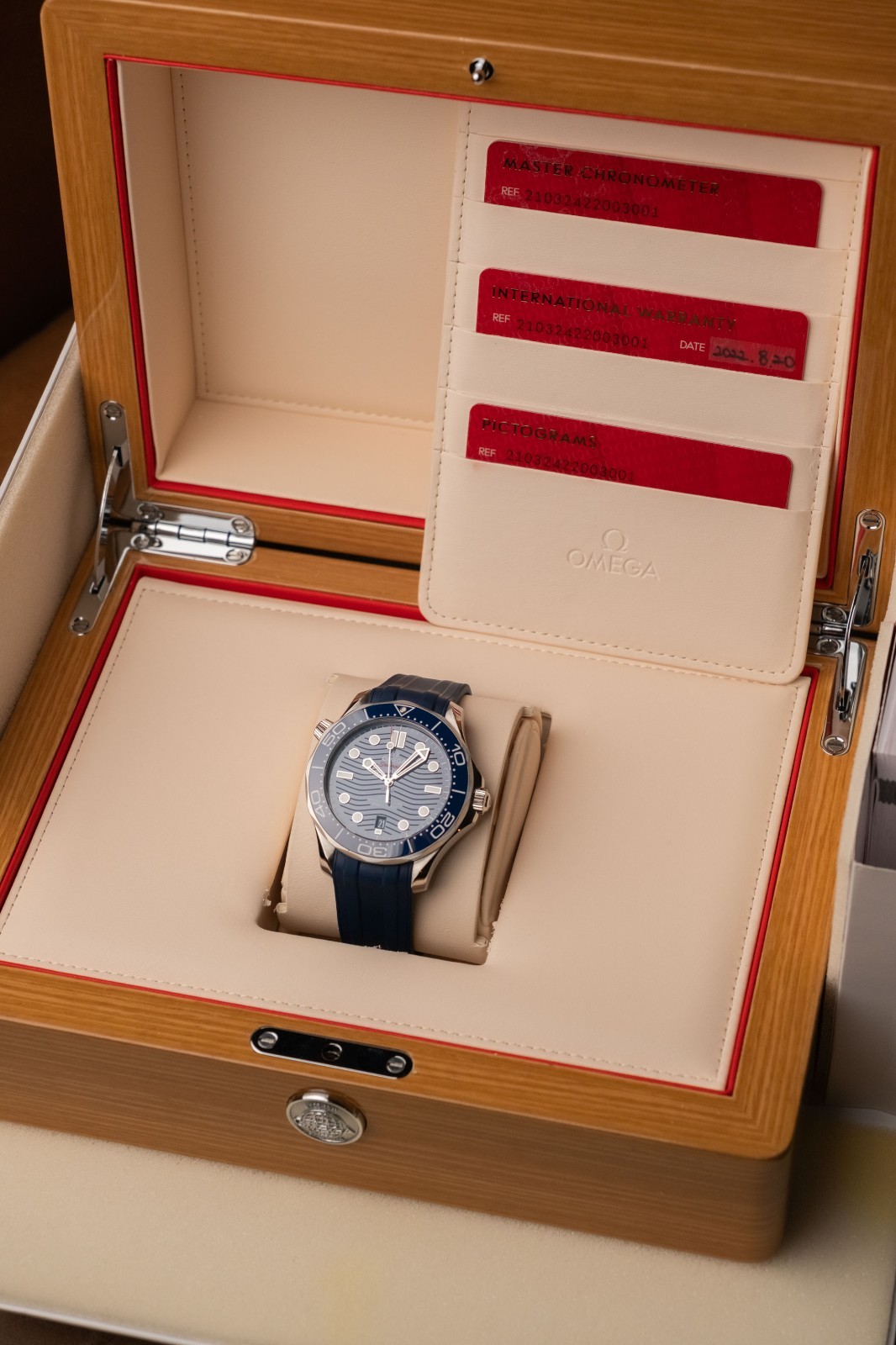 2022 Omega Seamaster Diver 300M Ref. 210.32.42.20.03.001 with Box and Papers