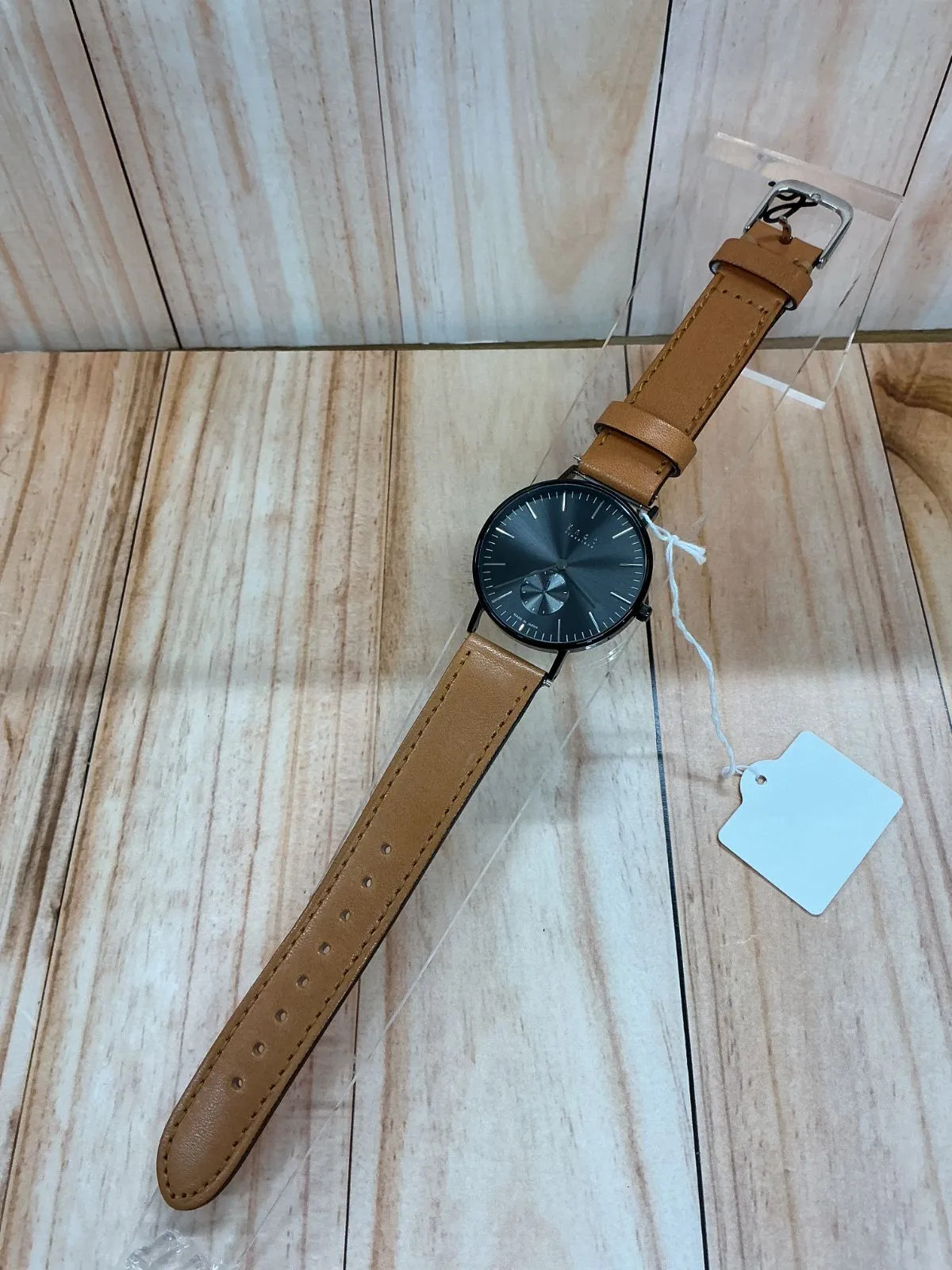 KNOT CS-36BKMT Quartz Wristwatch Sapphire Crystal