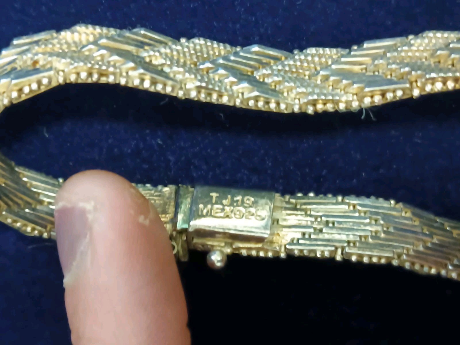 Solid 925 Sterling Silver Weave Design Bracelet With Push Lock Clasp