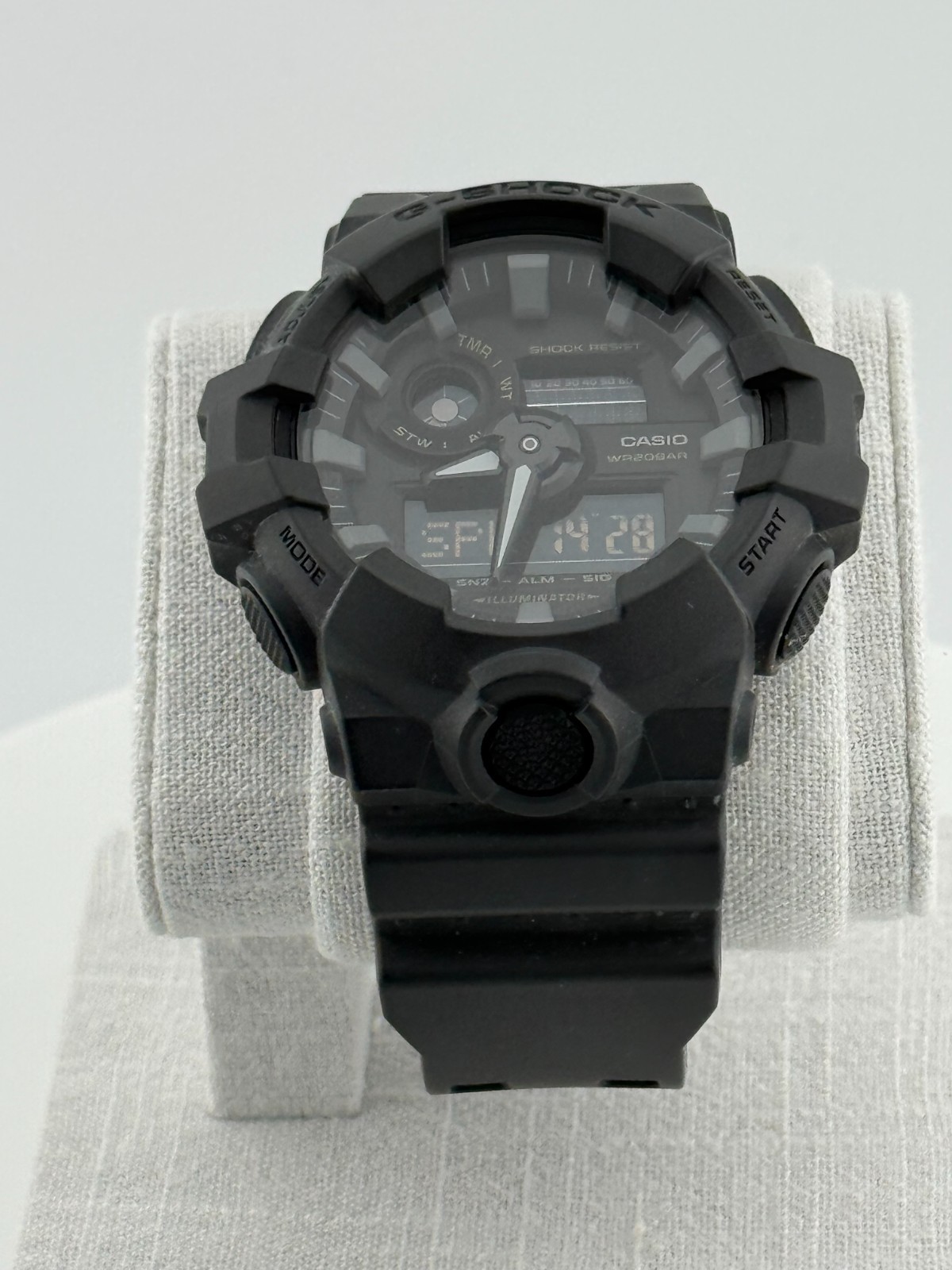 2019 Casio G-Shock GA700 Super Illuminator Ana-Digital 3D Black Box Only
