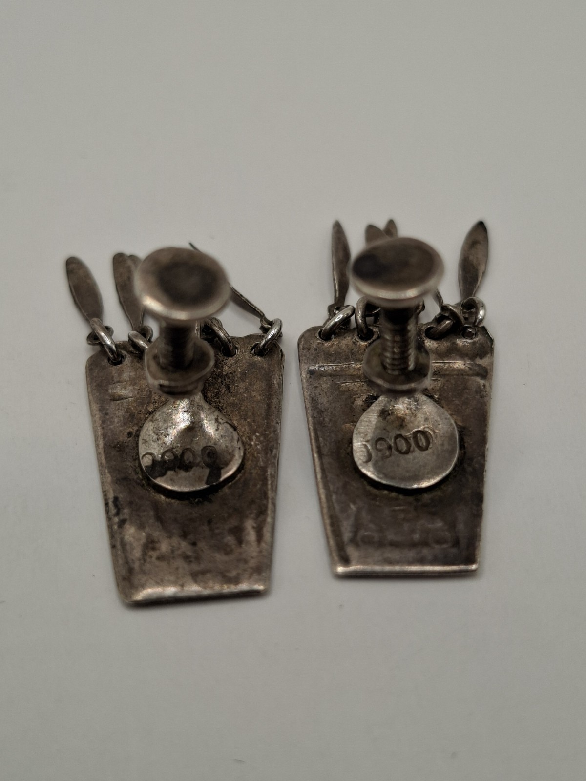 Vintage Silver Peruvian Tumi Screw Back Earrings 900 Silver Dangle Fringe