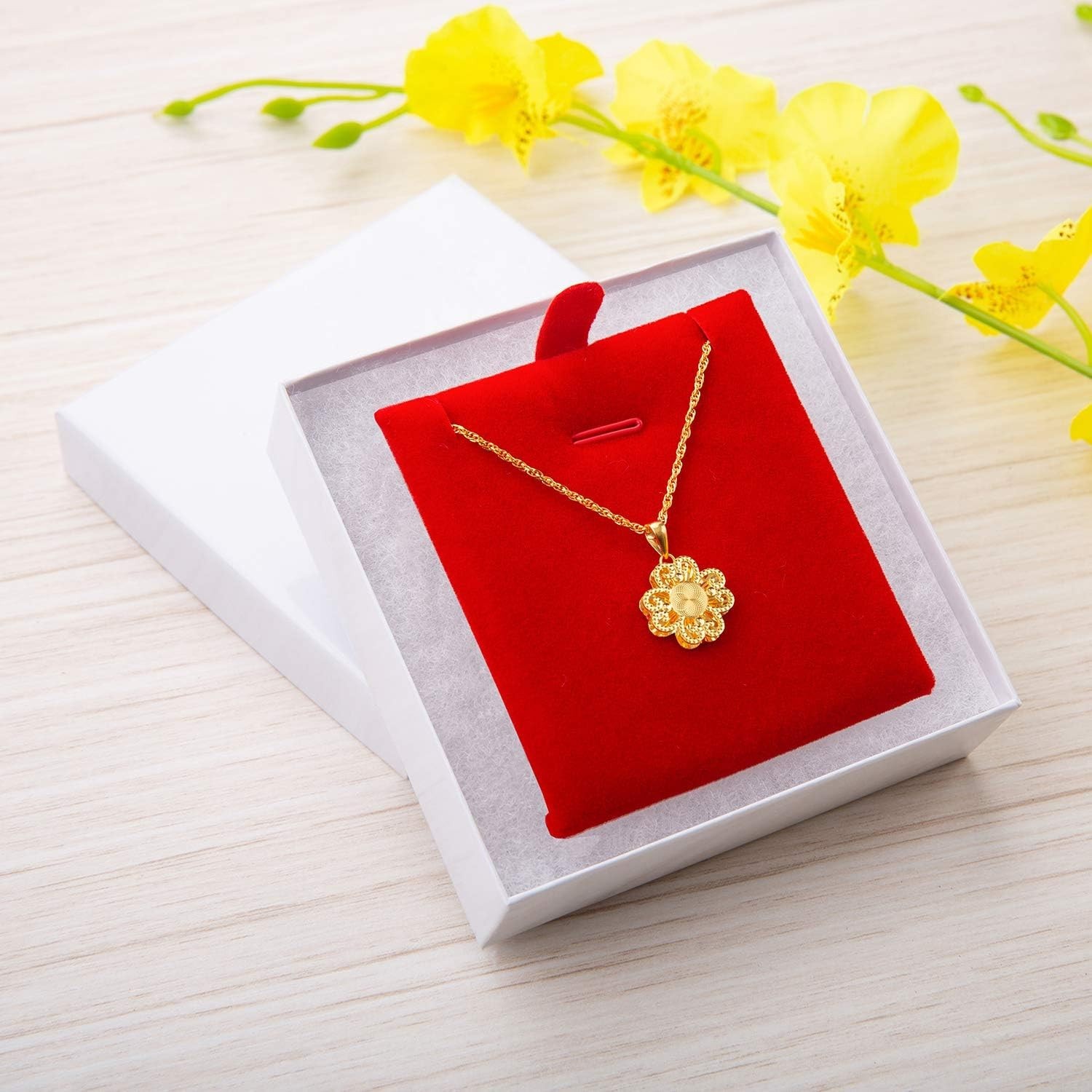 High-Quality 20-Piece Jewelry Gift Box Set – 3.5×3.5×1 Inch for Any Occasion