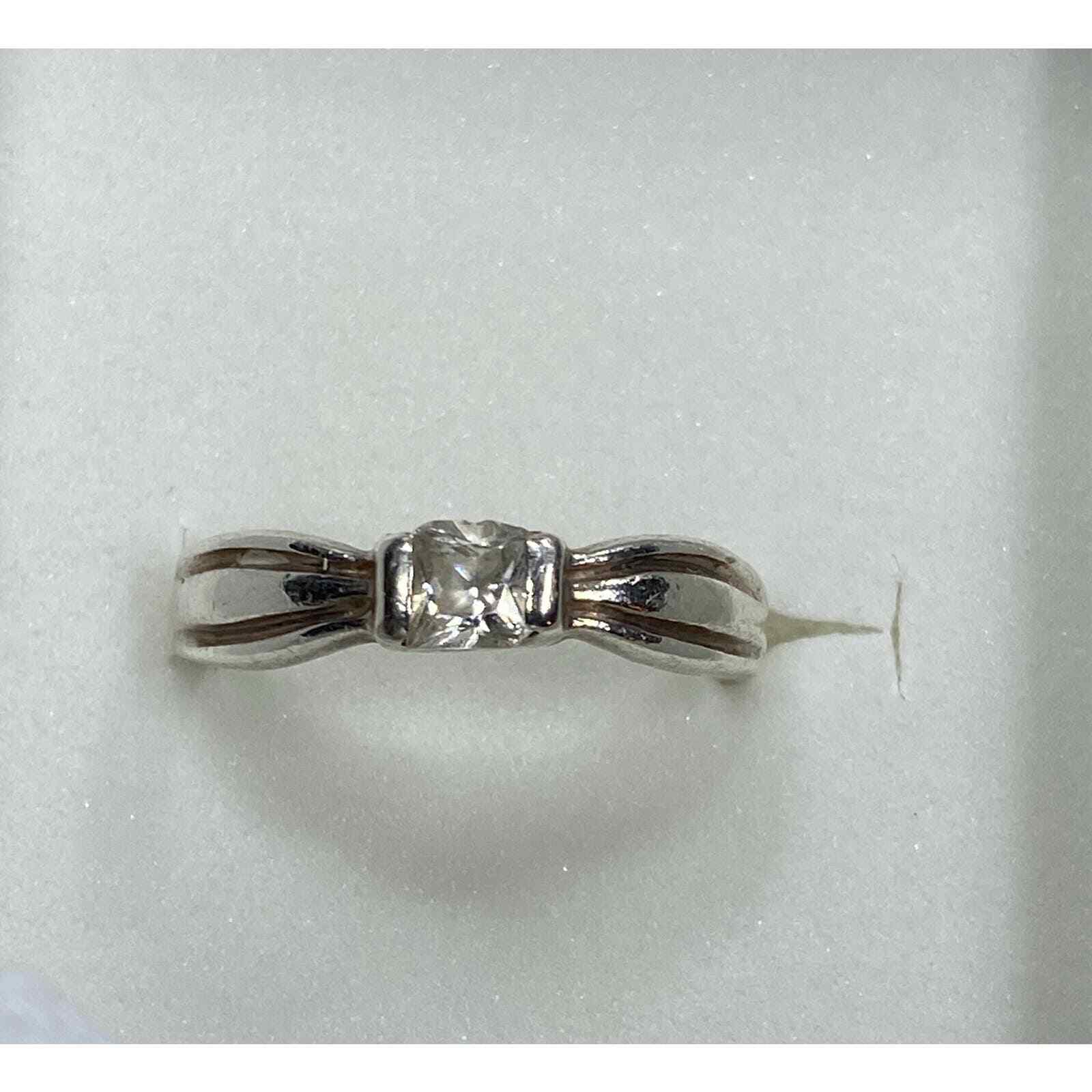 Ladies 6.5 Ring Cubic Zirconia Bow Shape Genuine Sterling Silver 925 Jewelry