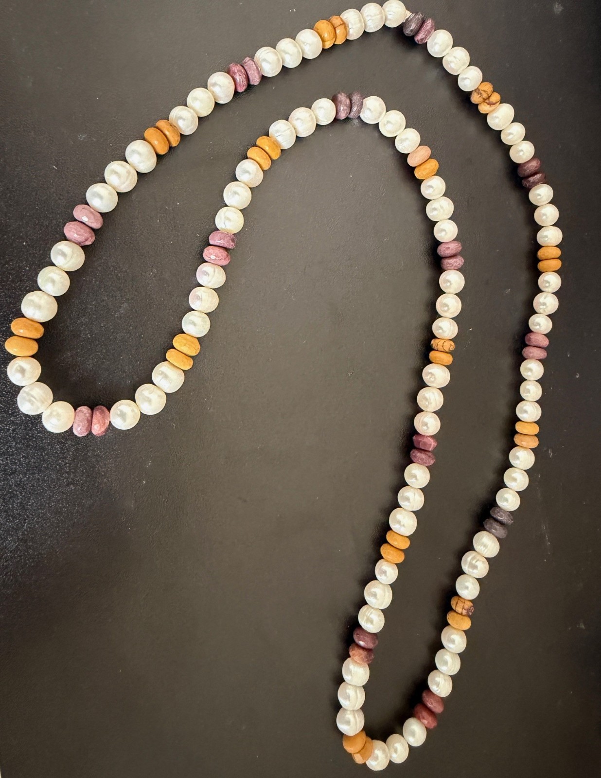 Baroque 32 inches long 8-9 mm White Pearl Necklace with Natural Gem and Agate