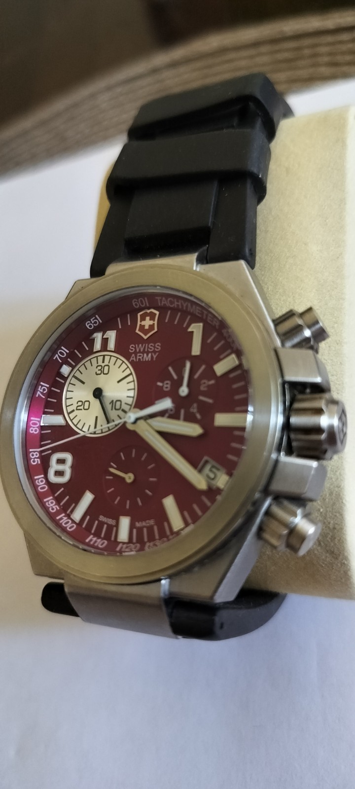 Beautiful Swiss Army Convoy Chronograph 241159. New Battery. 40-41mm X 12.9mm
