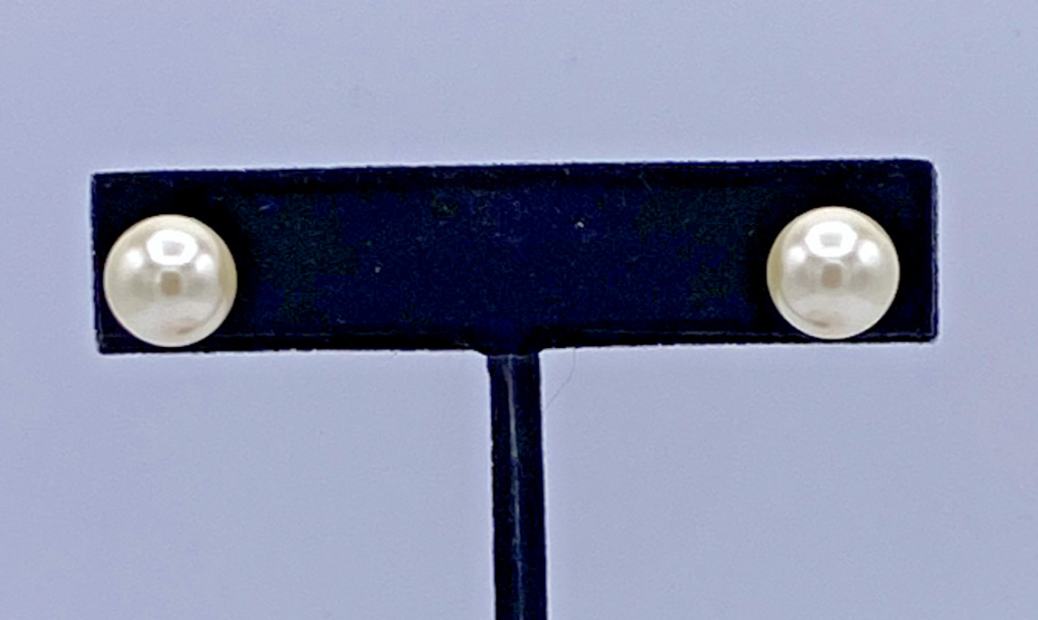 Charter Club White Imitation Pearl Stud Earrings 10 mm NOS