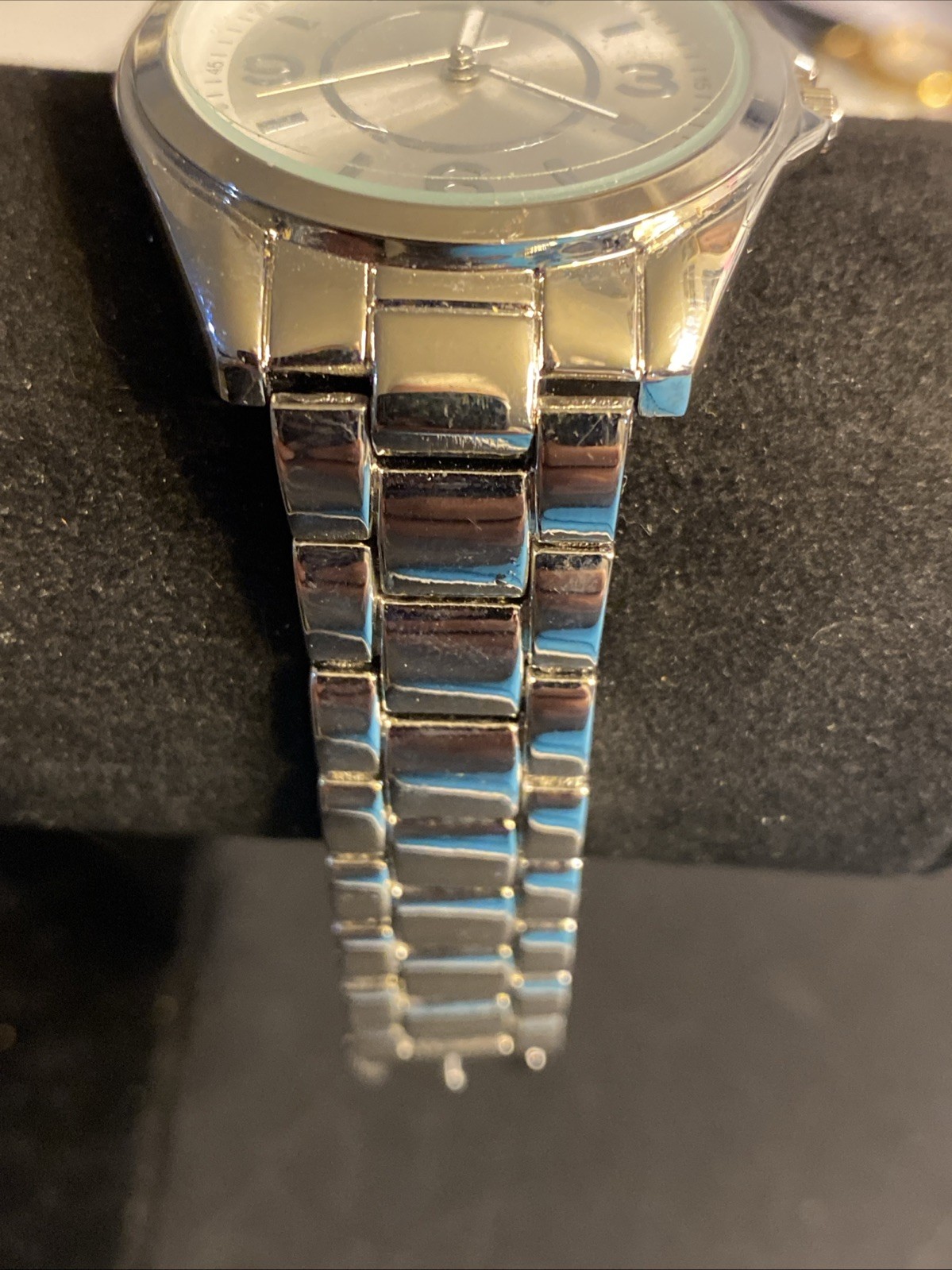 Accutime Watch Corp Analog Quartz Men’s New Battery