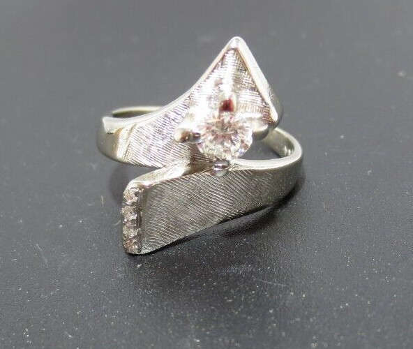VINTAGE ESTATE 14K WG LADIES DIAMOND RING 0.27 tcw SZ 4.25 4.06 gr (G127082-3)