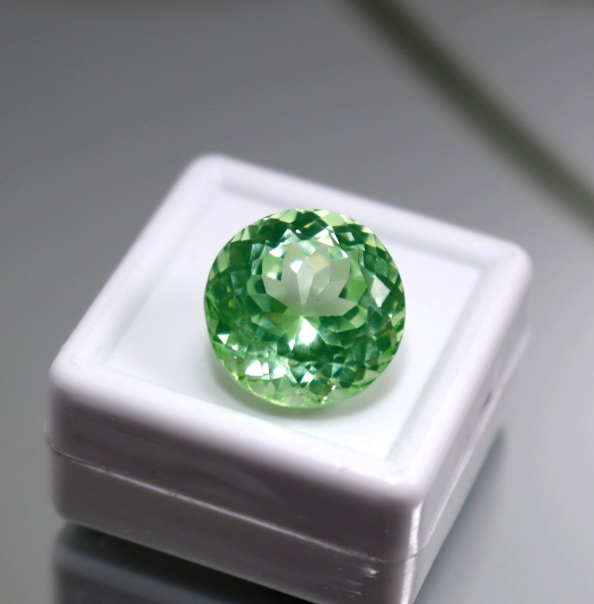 14Ct Rare Natural Green Spinel Round Cut Loose Gemstone 14x14x9mm