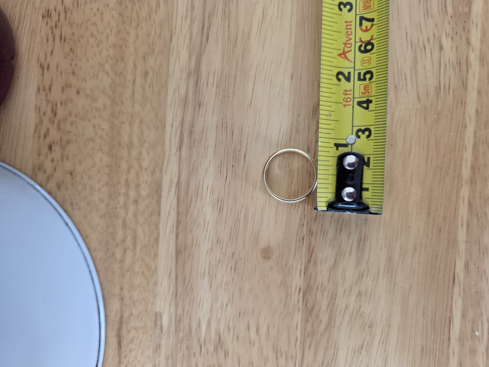9 Ct 6 Grm Gold Hallmarked Diamond Band Ring Size O 3mm Width 5 Stones