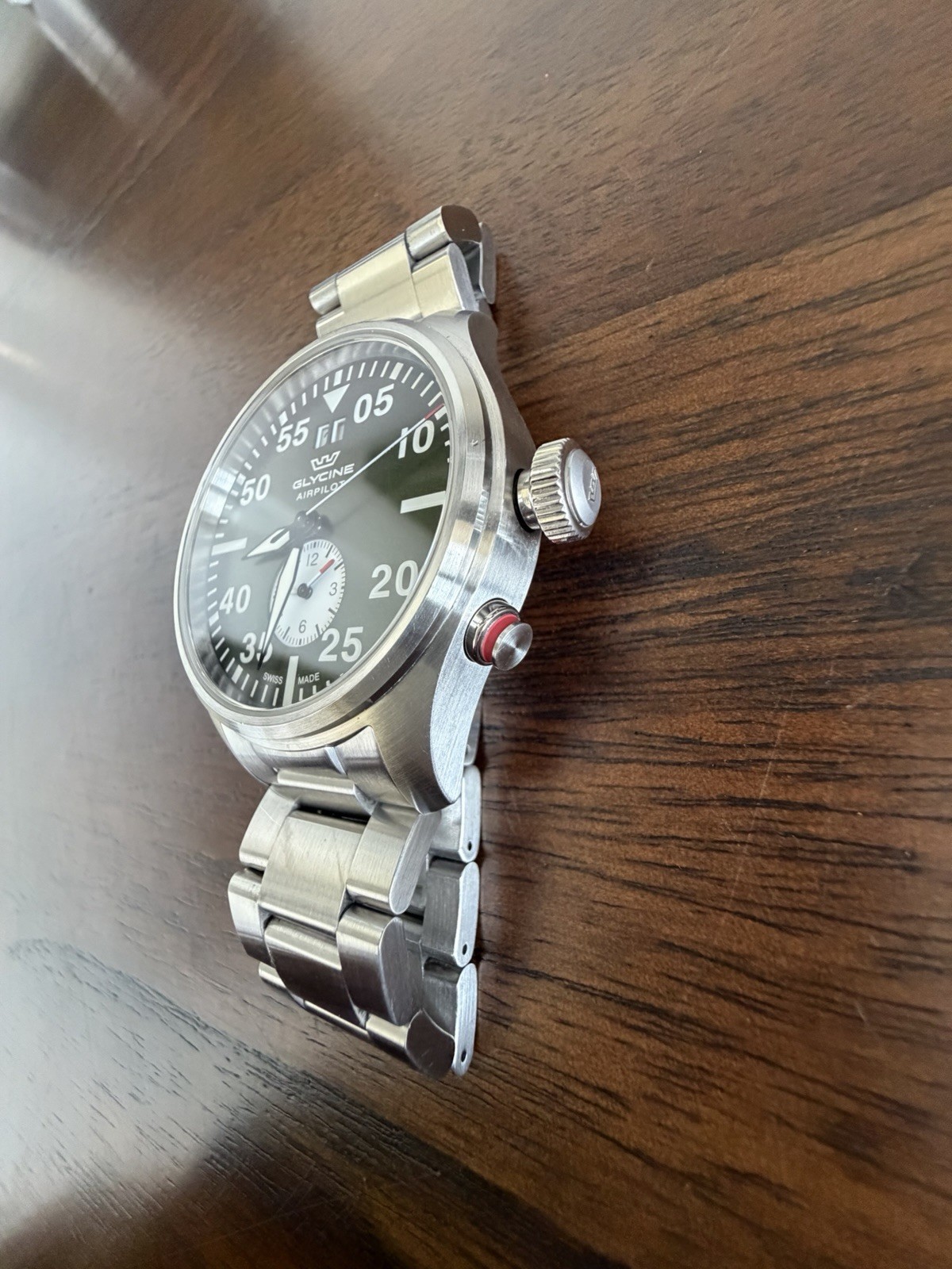 Glycine Airpilot GL0450 Swiss Quartz Chronograph Green Dial Sapphire Watch