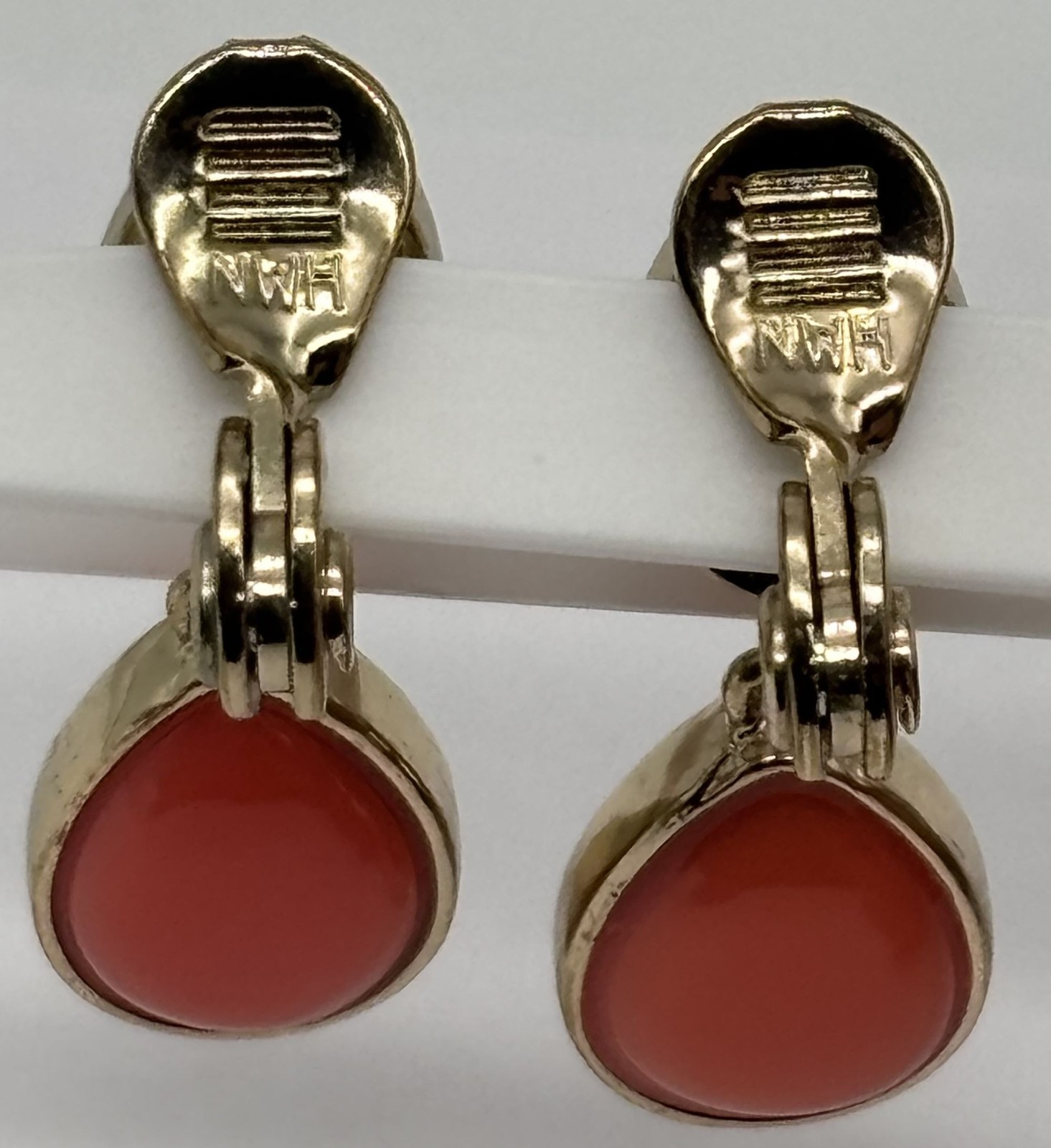 Vintage Nine West Holdings Clip Earrings Teardrop Faux Coral Cabochons Gold Tone