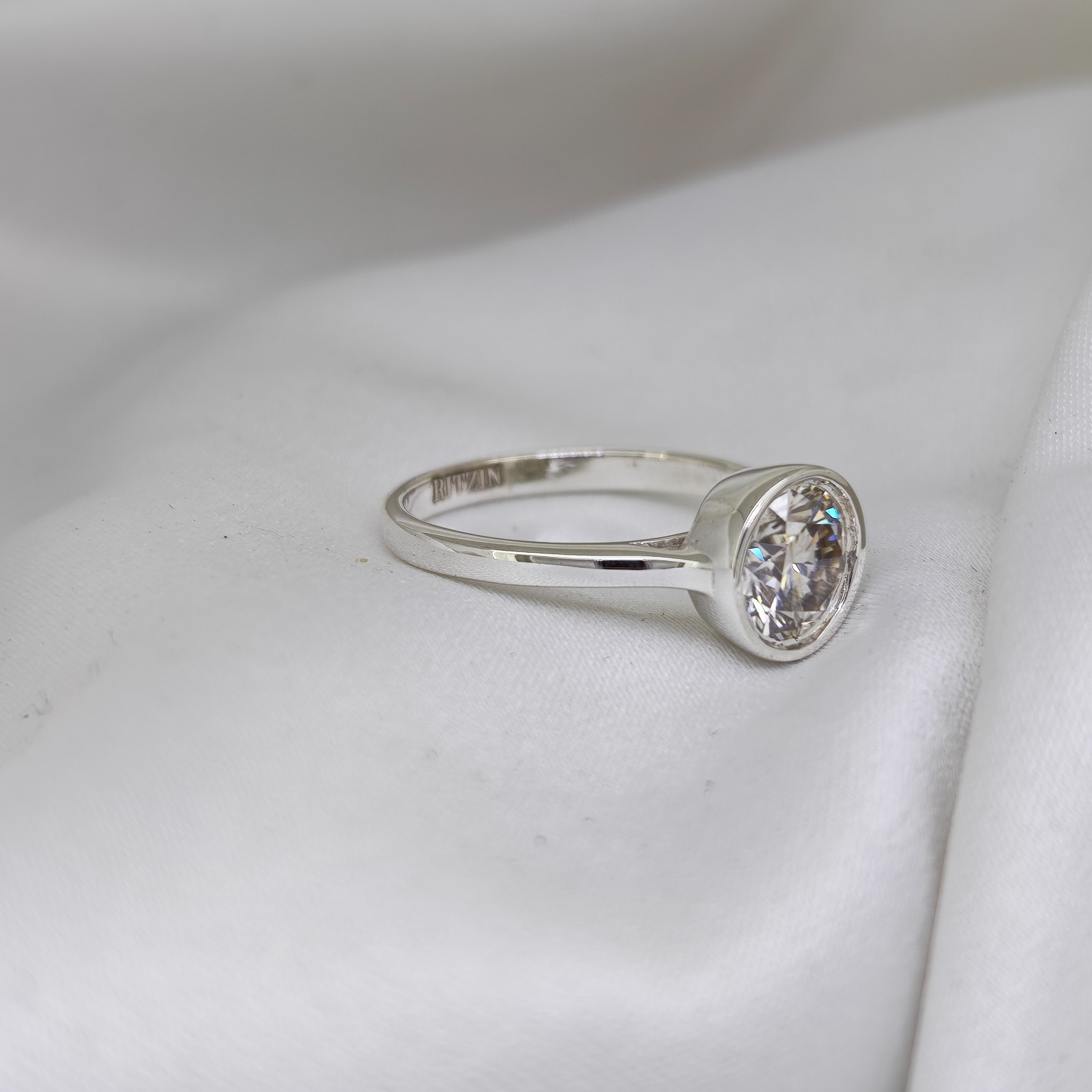 Round Cut Solitaire Bezel Ring 925 Sterling Silver Contemporary Wedding Jewelry