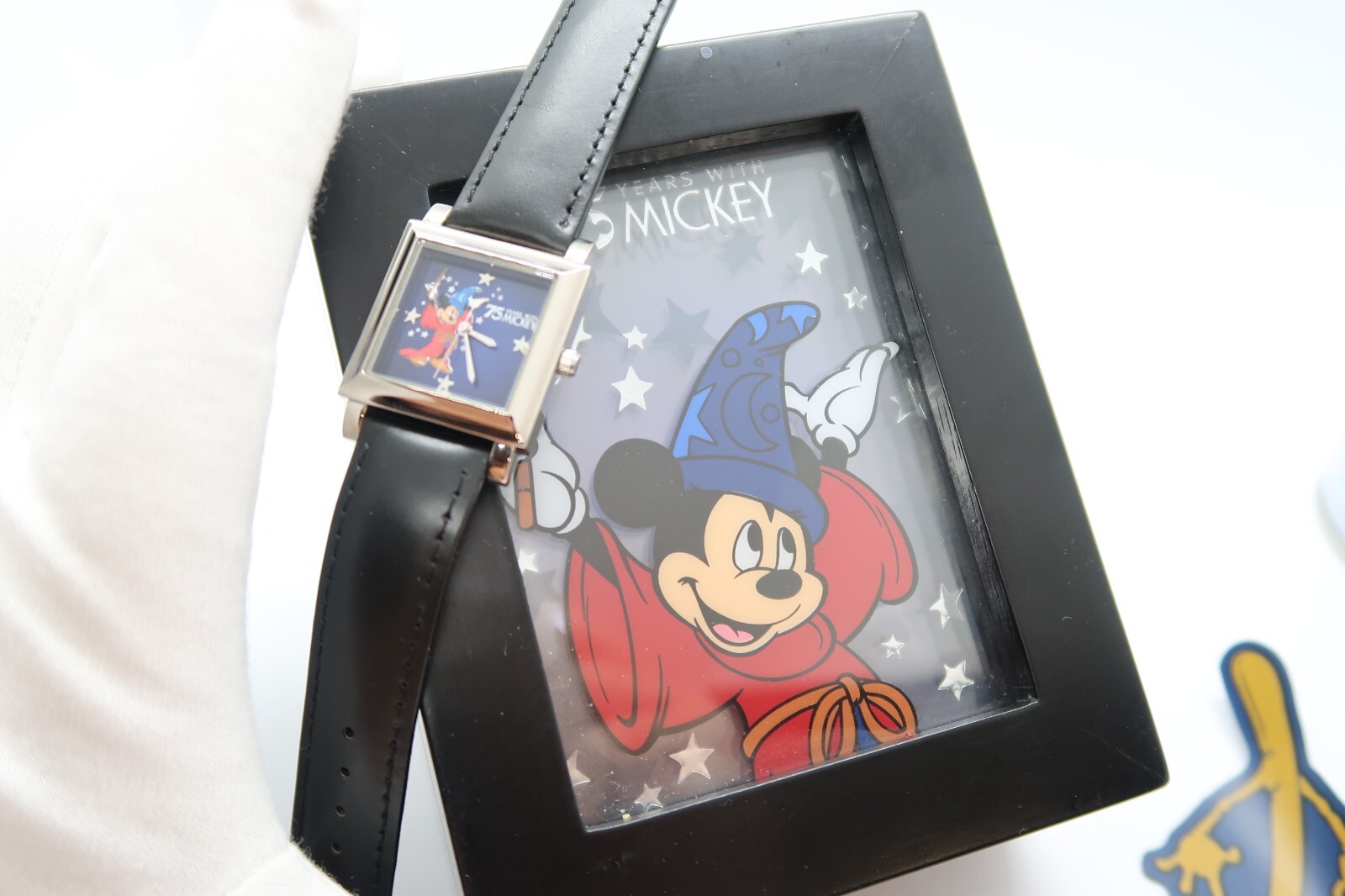 MICKEY MOUSE, 75 Year Disney, “Sorcerer’s Apprentice” LE CHARACTER WATCH,R8-84