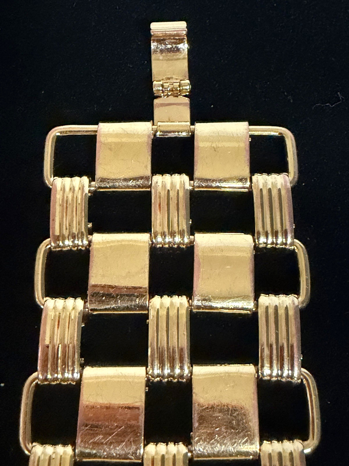 J. CREW Signed: Gold Tone Link Statement Wide 7″ Bracelet Fold Over Clasp
