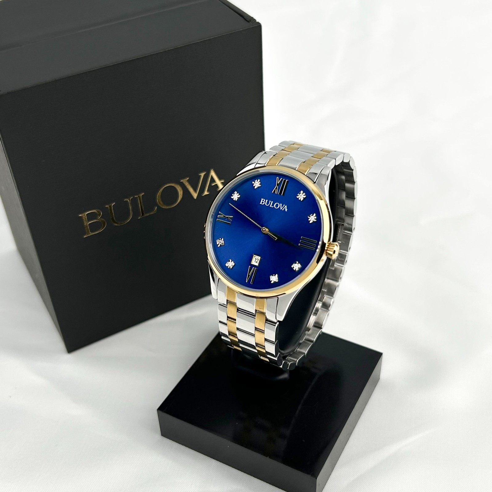 Bulova Men’s Classic Blue Dial & Two Tone Bracelet 98D130 Quartz Watch 40mm