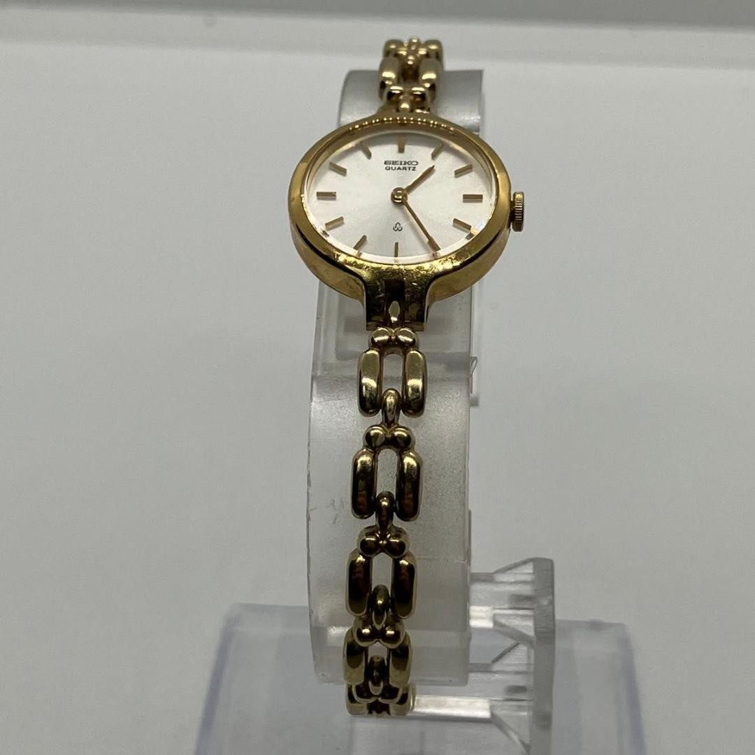 Excellent condition, fully functional SEIKO QUARTZ women’s watch, gold color
