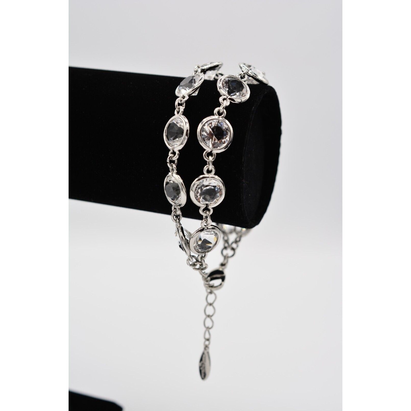 Ann Taylor Vintage Crystal Bracelet Open Bezel Clear Rhinestone Silver Tone Bin2