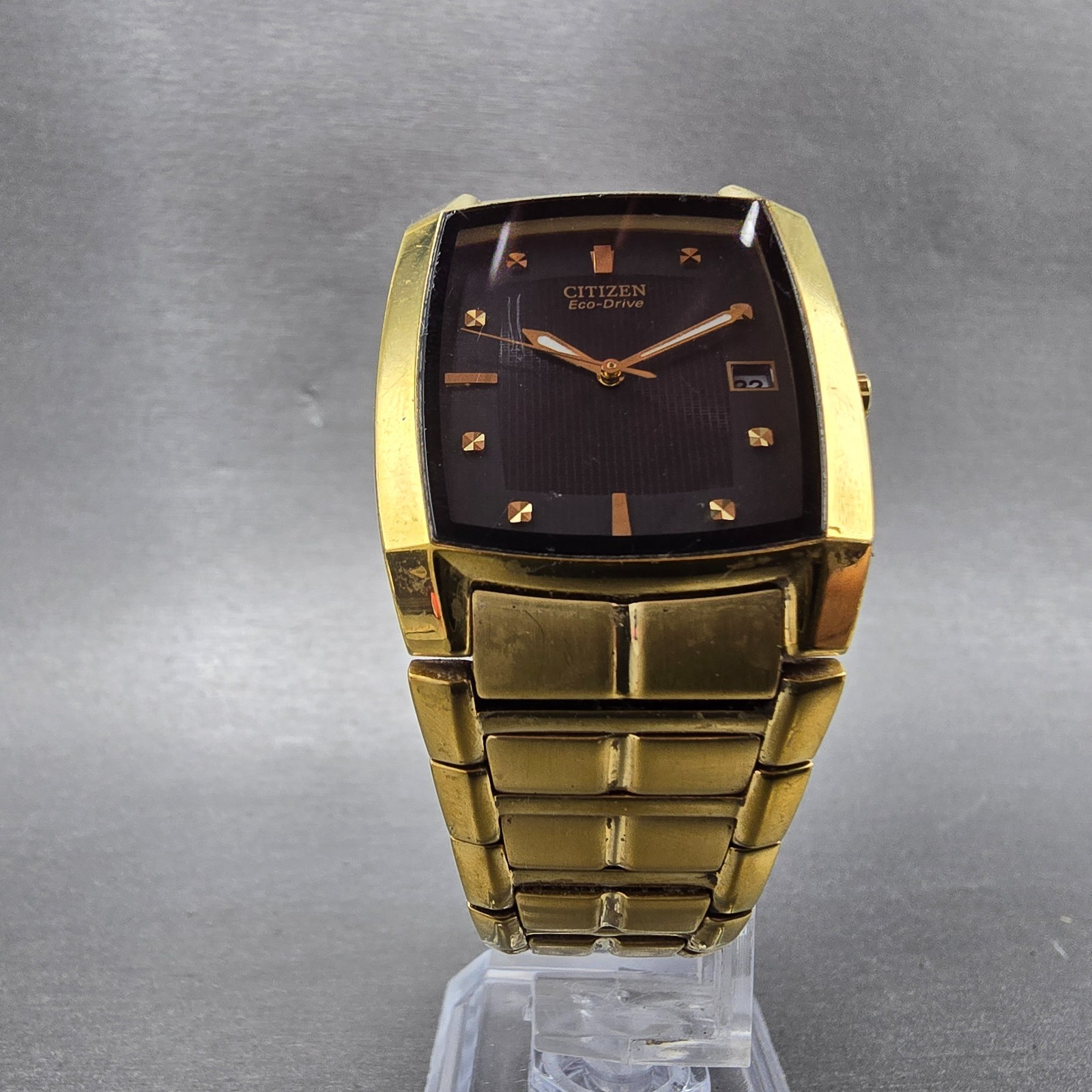 Citizen Eco-Drive Tank Watch Men 31mm Black Dial Gold Date E111-S049369 Runs Jkm