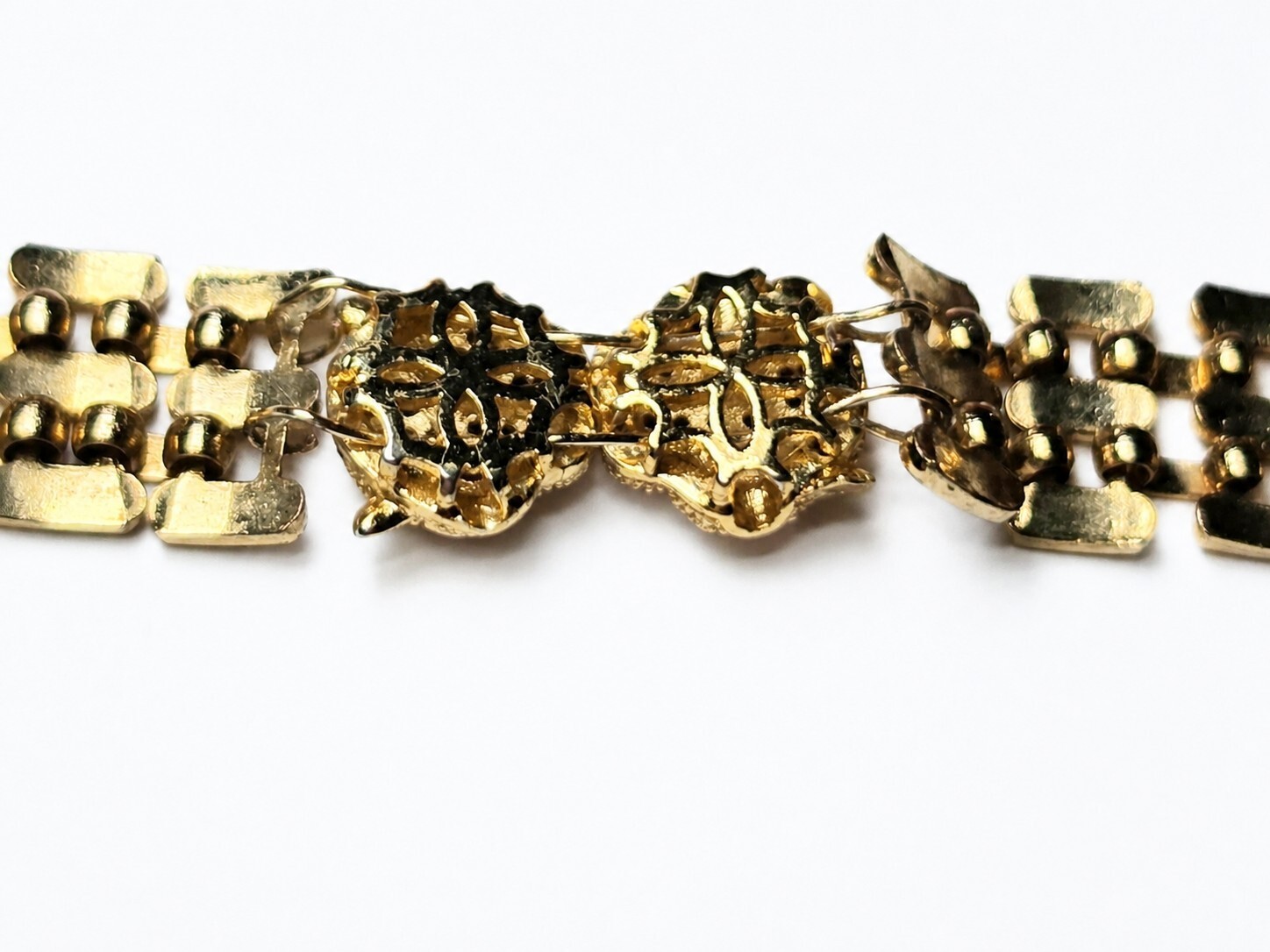 7″ Vintage Gold Tone Double Panther Head Gate Link Bracelet UV Ruby Eyes
