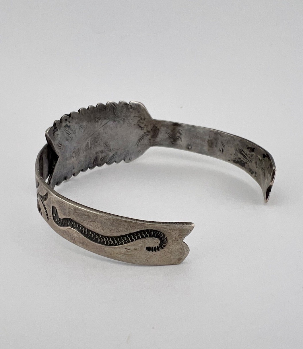 OLD 1940’s Fred Harvey Navajo Coin Silver Stamped Arrow Snake Cuff Bracelet