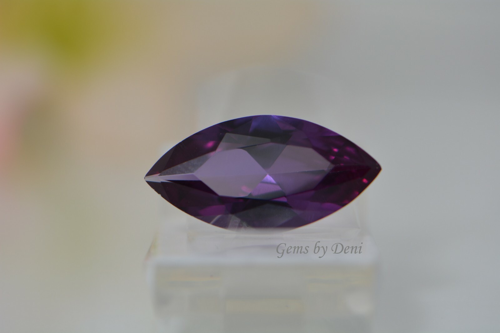 Lab-Created Alexandrite Marquise Shape Corundum (4x2mm-24x12mm)