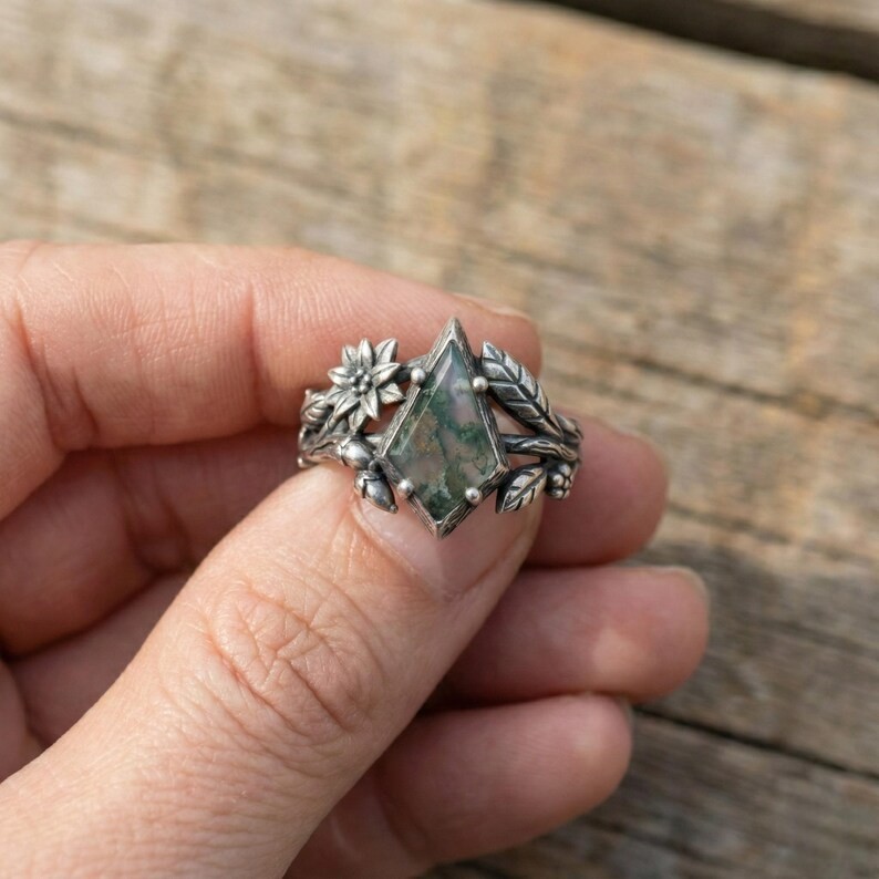 Kite Cut Moss Agate Floral Ring – Nature Inspired Gold or Silver Ring