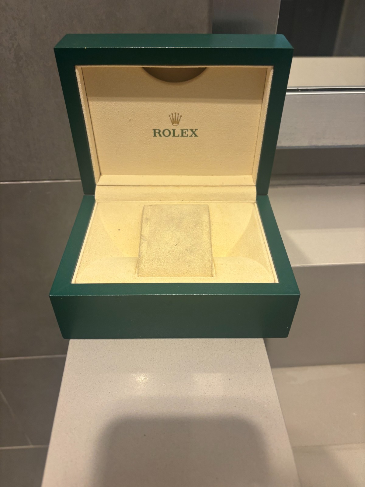 Rolex 39139.01 Wristwatch Storage Box (Green)