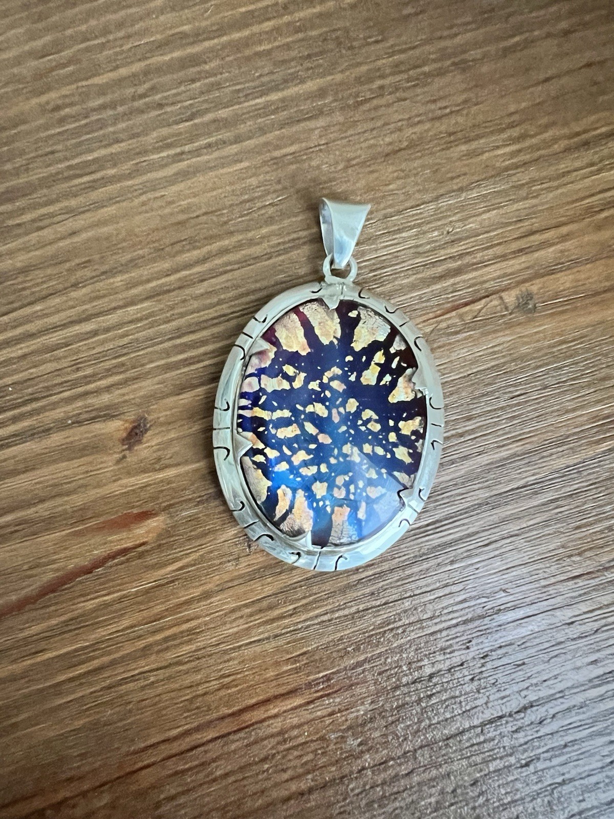 Sterling Silver 925 Omega Necklace with Oval Set Mexican Resin & Foil Inlay