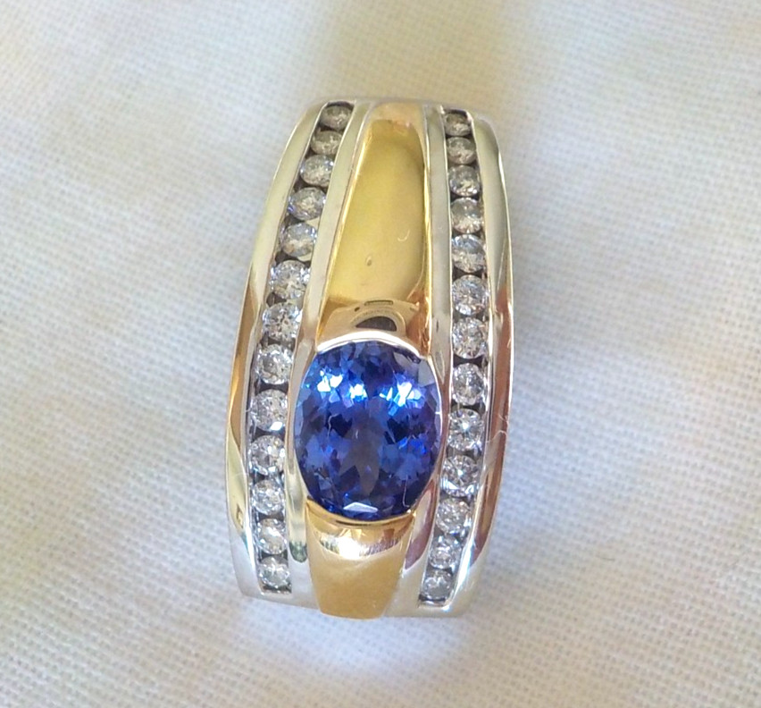 Heavy Levian 14K Multi Gold Tanzanite Diamond Pendant – 8.54 gm, 0.95 in, 1.59ct