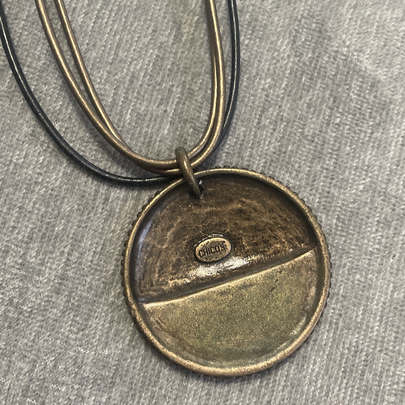 Chico’s Choker Necklace Aztec Enamel Mandala Pendant Leather Metal Chicos