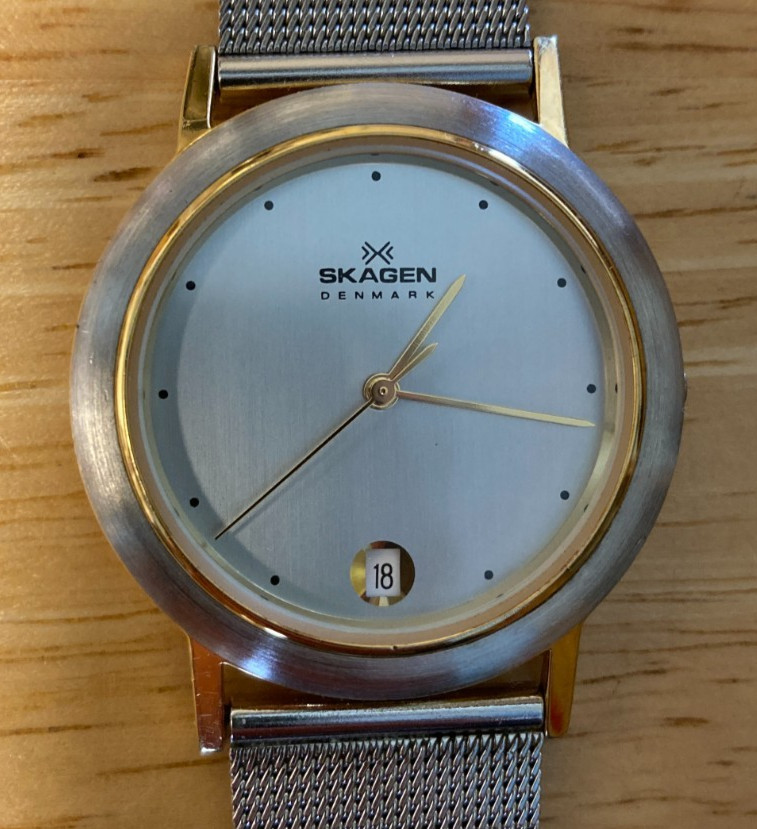 Skagen Denmark 16LGS Men’s Gold Tone Watch White Dial Date Mesh Band Quartz