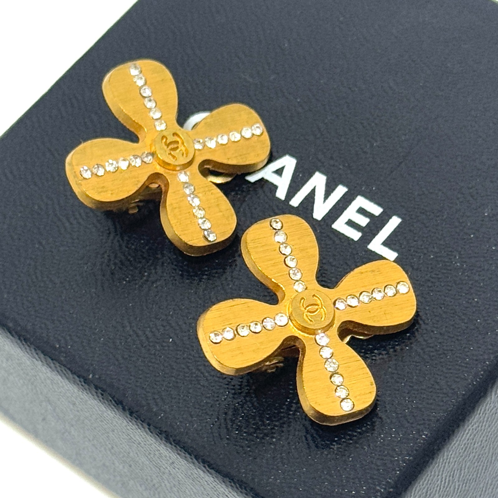 CHANEL 01C CC Logo Coco Mark Clover Earrings Gold Rhinestone Authentic JAPAN