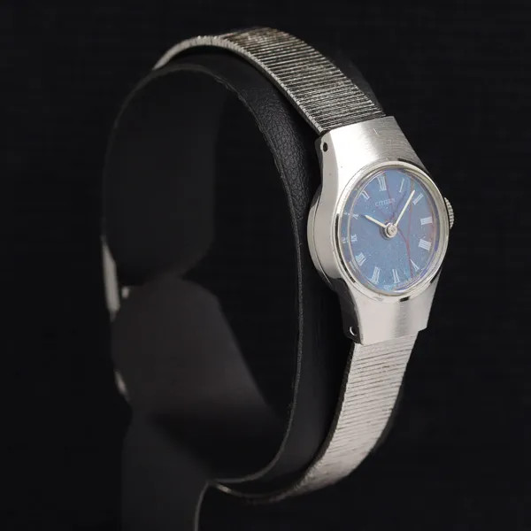 Working condition, excellent condition. Citizen 4-674103 manual winding women