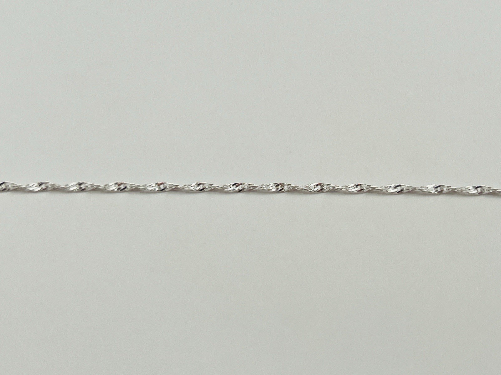 Sterling Silver 1mm Singapore Link Chain Necklace 20 Inches