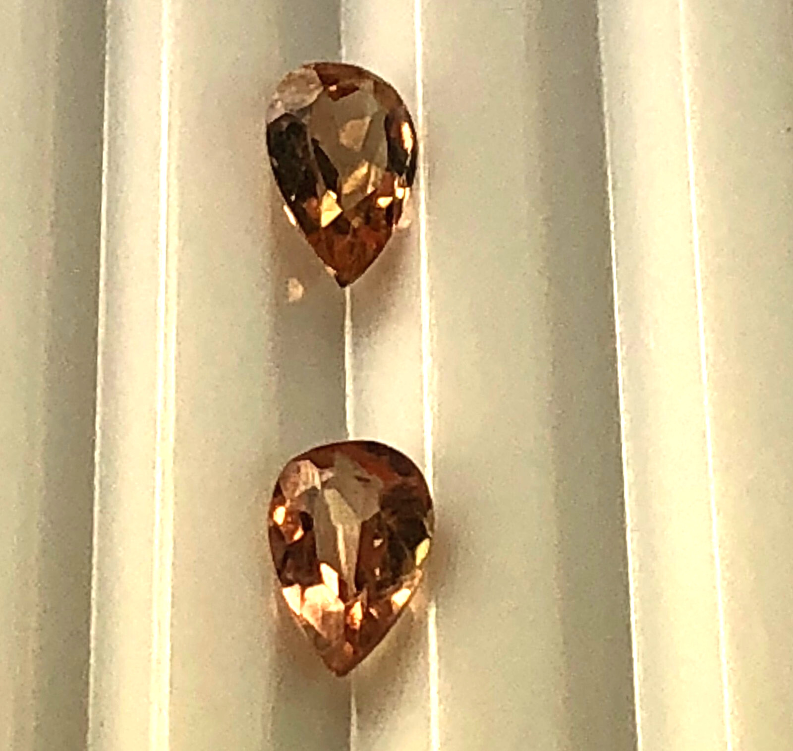 Imperial Topaz 0.96 Ctw Pair Clarity IF Pear Cut Pink Brazil I154