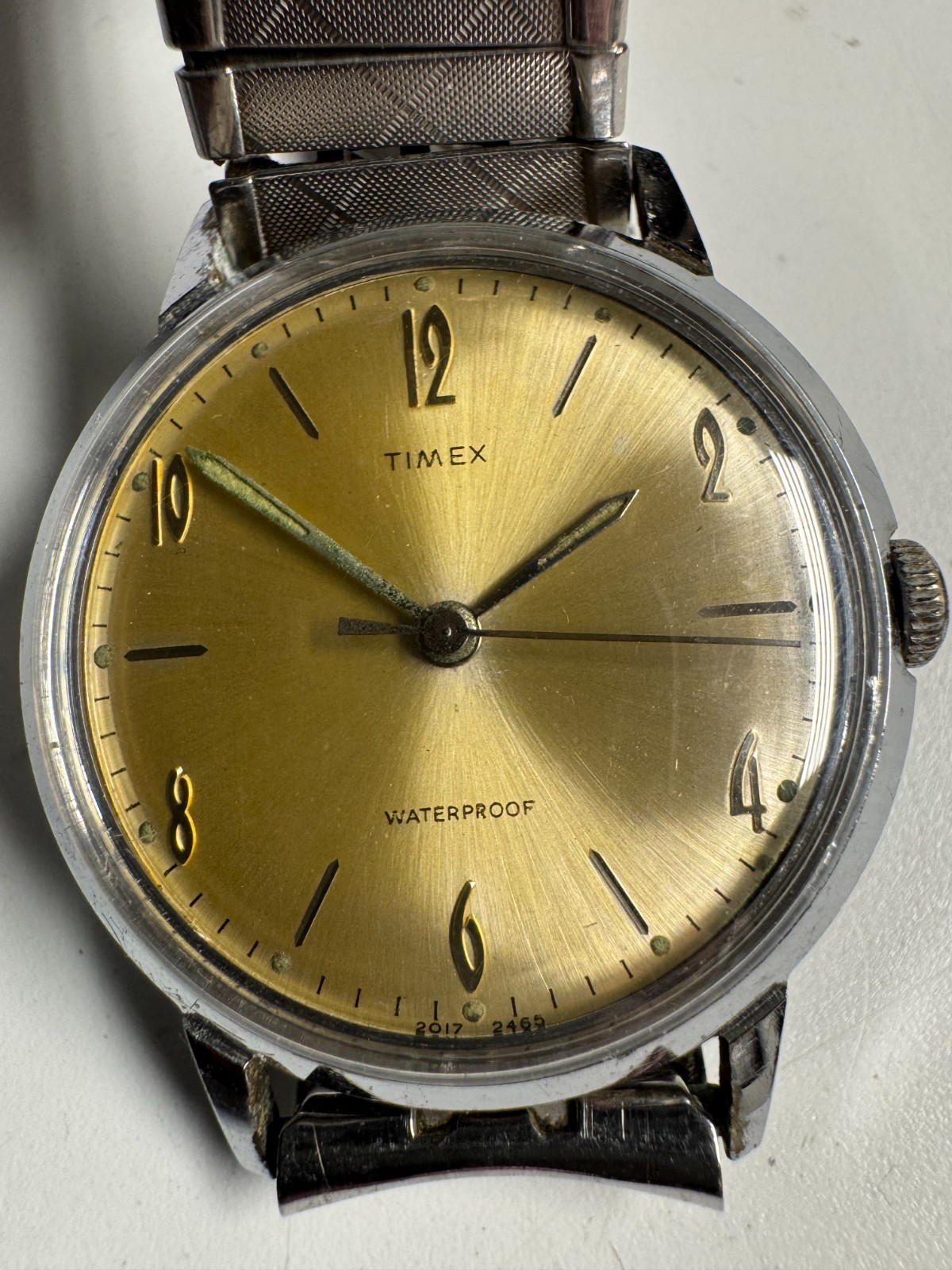 Timex Vintage 1965 Marlin Wind Up Watch 34MM Golden Sunburst Runs Good