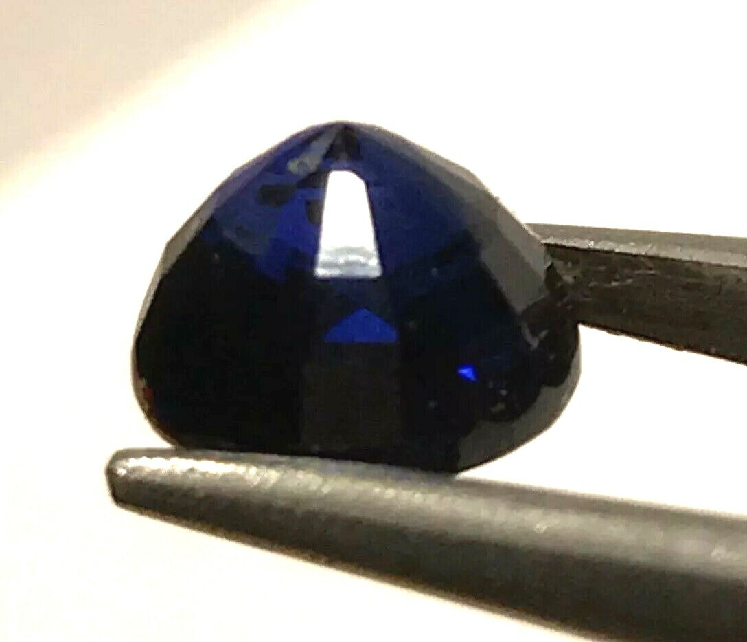3.80 ct Natural Blue Sapphire , Excellent Round Cut , VS Clarity,9 mohs