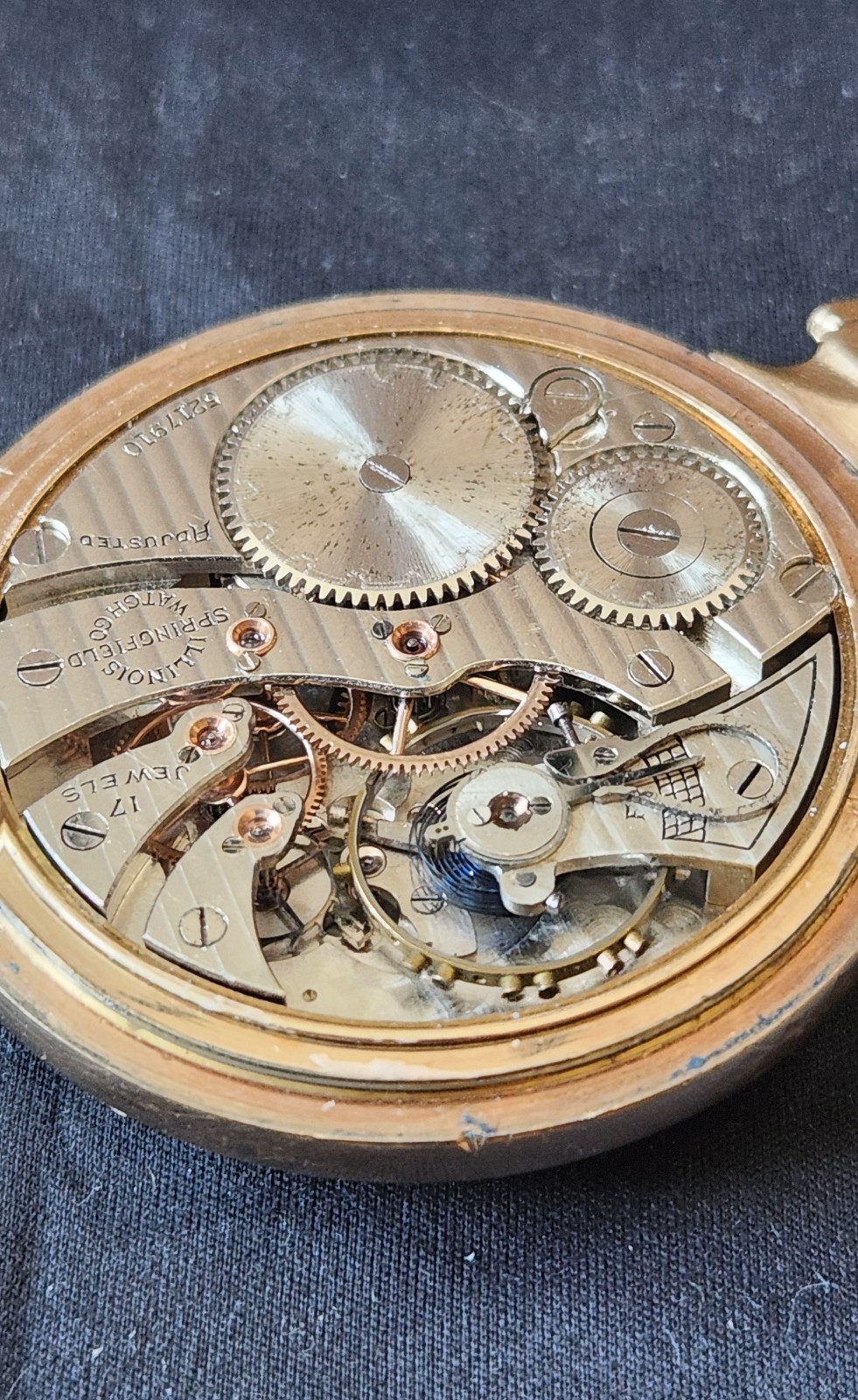 Illinois Springfield 16s 17J Grade 305 Adjusted Pocket Watch – Runs Fast