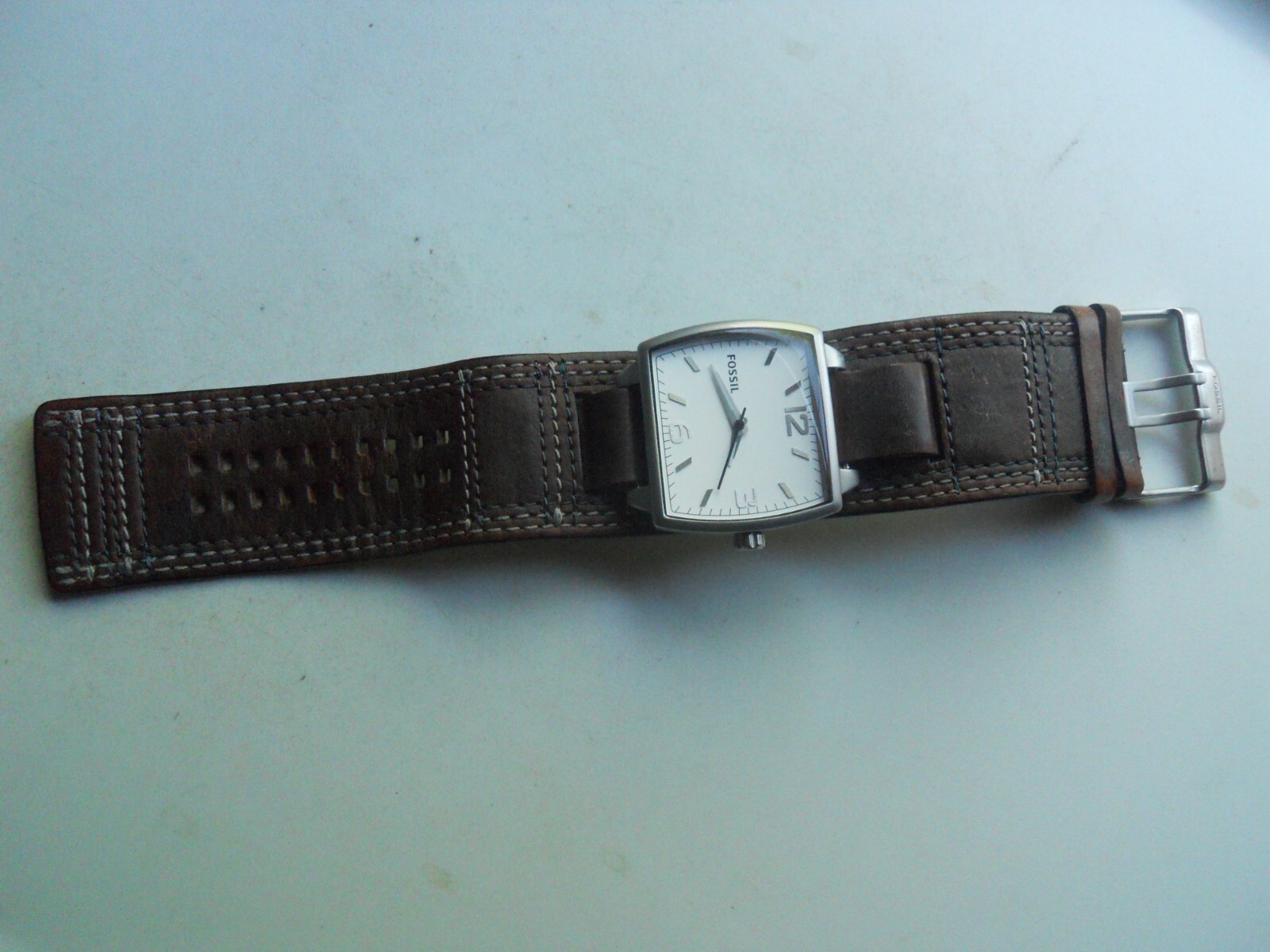 Fossil men’s wide brown leather.quartz,battery,water-resist & Analog dress watch