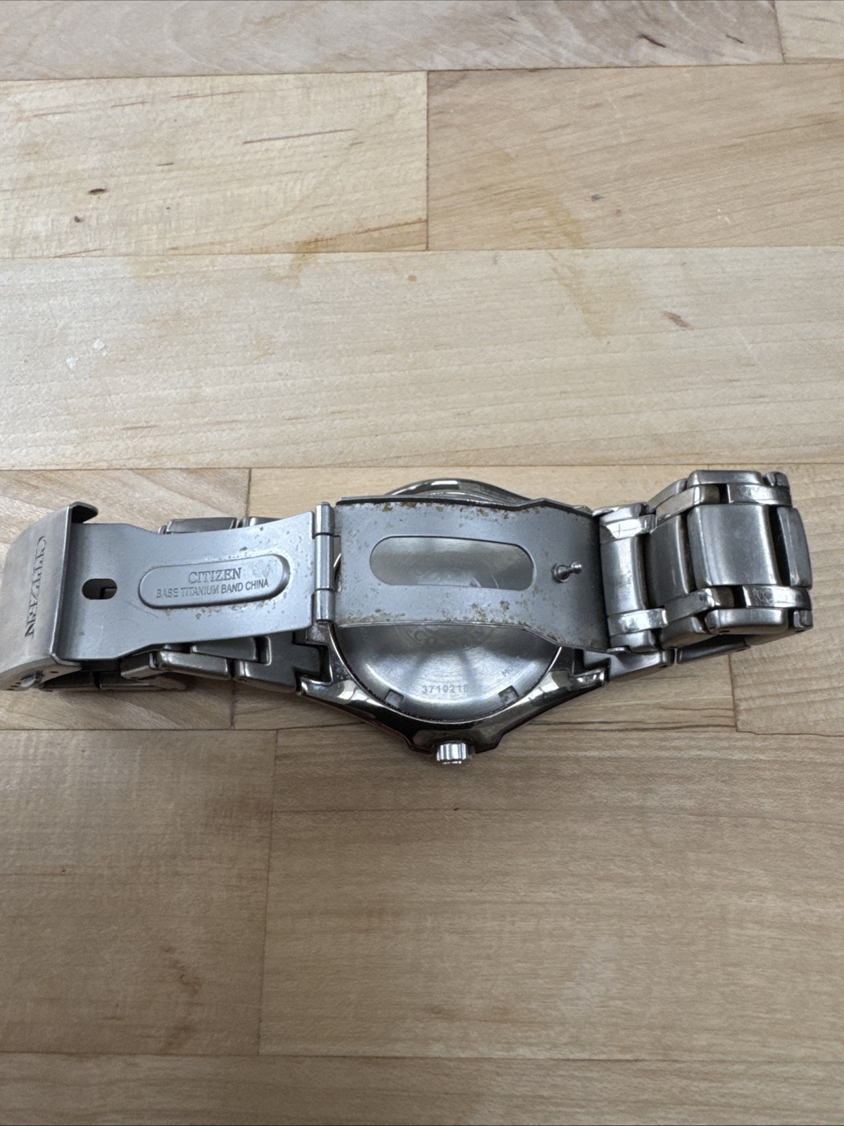 CITIZEN ECO DRIVE WR100 TITANIUM WATCH
