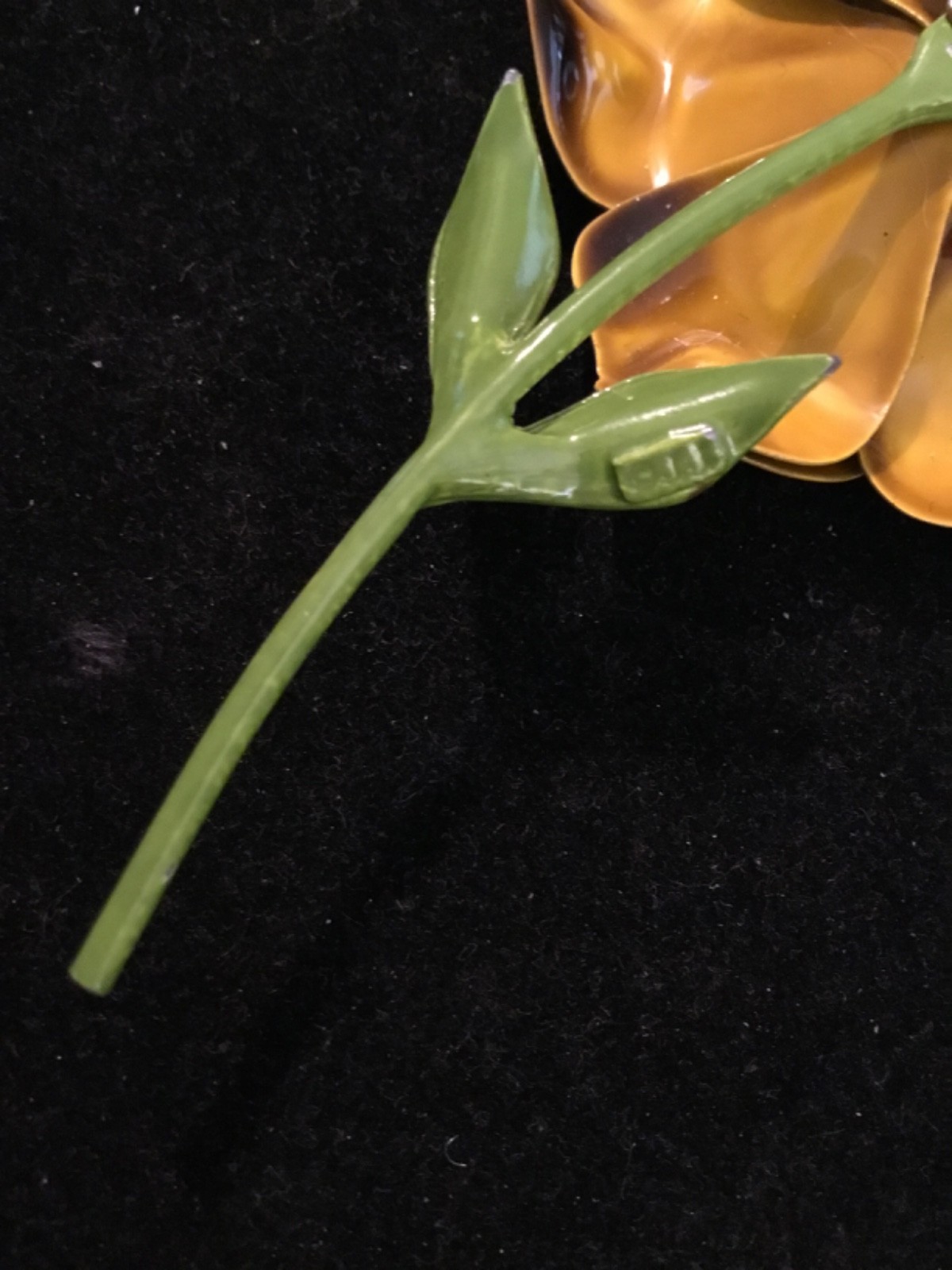 Vintage Signed JJ Fashion Mustard Yellow Green Enamel Flower Brooch 