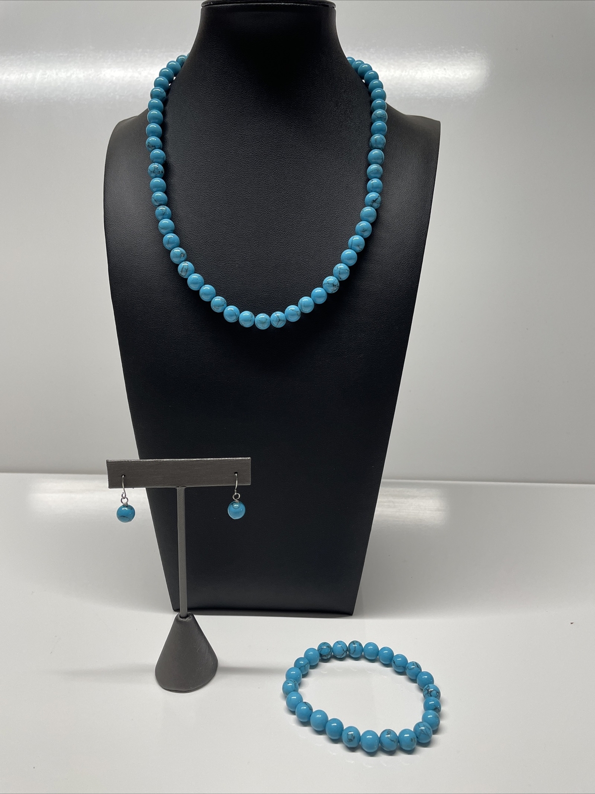 Faux Tourqoise Beaded Necklace Bracelet Pierced Earring Set A104