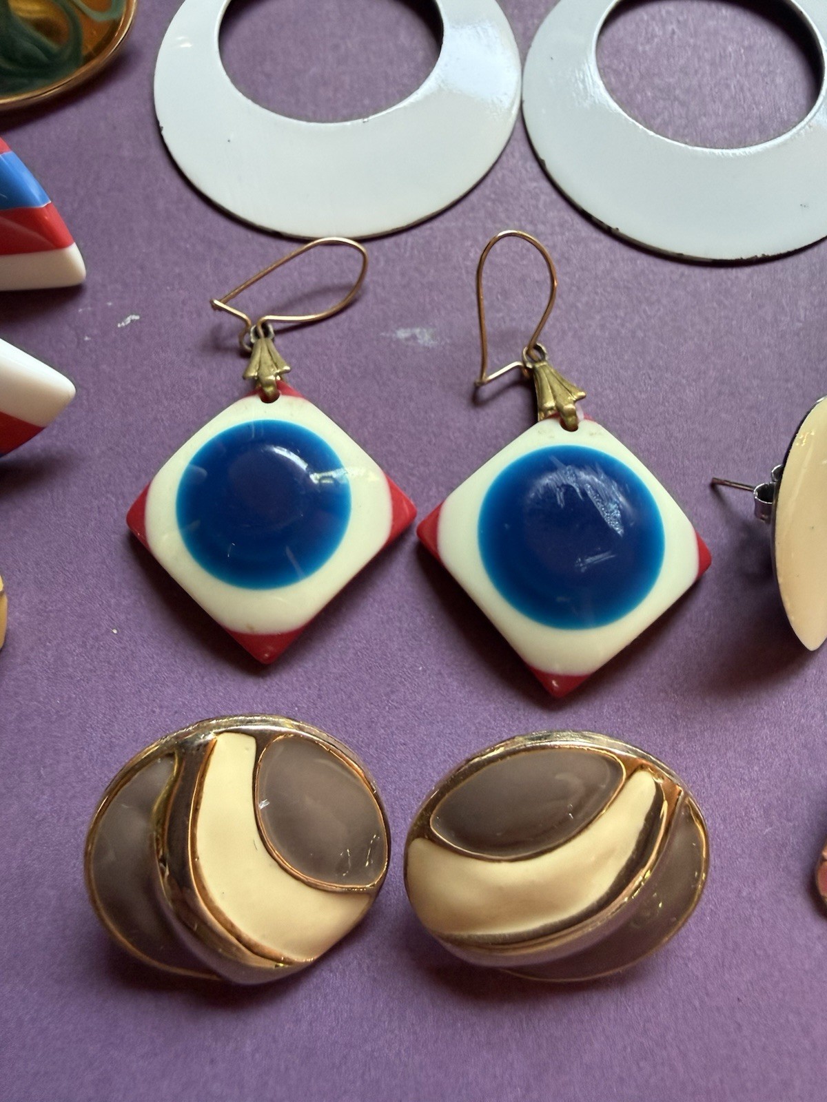 11 Pairs Vtg 80s 90s Lucite Plastic Enameled CHUNKY BOLD Assortment EARRINGS