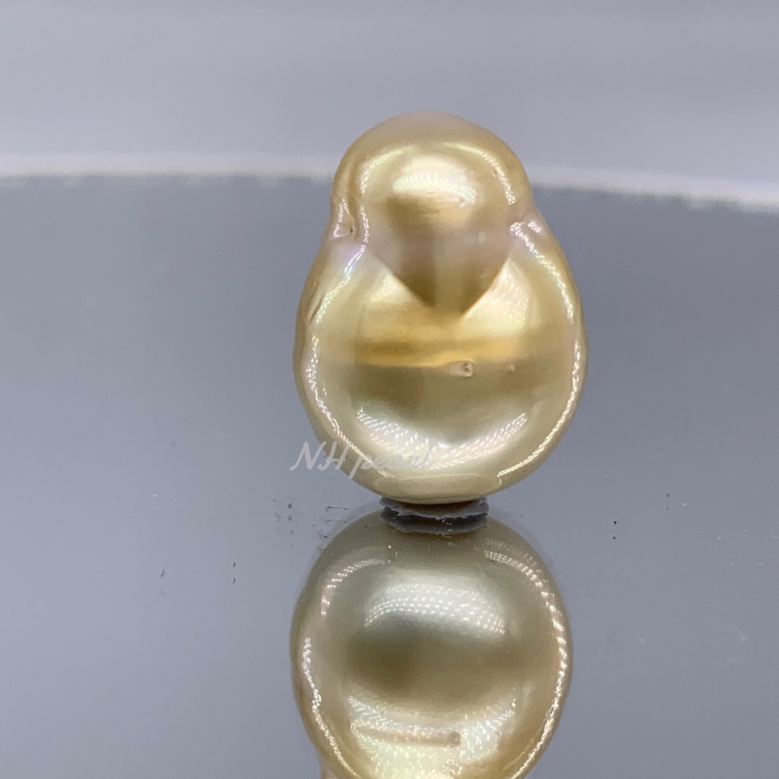 South Sea Pearl Golden 15.1mm x 20mm, 6.18gr